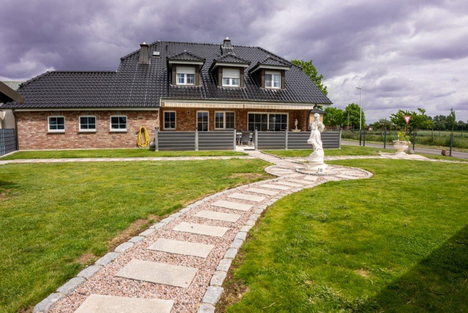 www.immobilien-zander.de Zweifamilienhaus Heinsberg