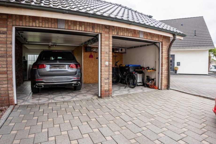www.immobilien-zander.de Zweifamilienhaus Heinsberg